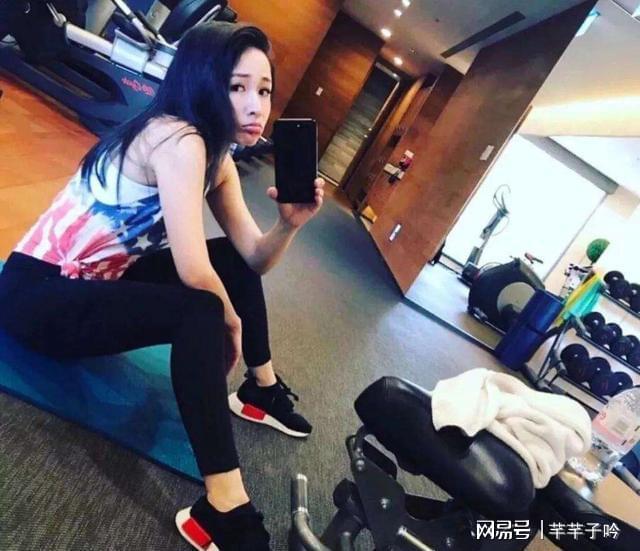 海棠嫁小14岁男友老牛吃嫩草？m6米乐韩国版萧亚轩一枝梨花压