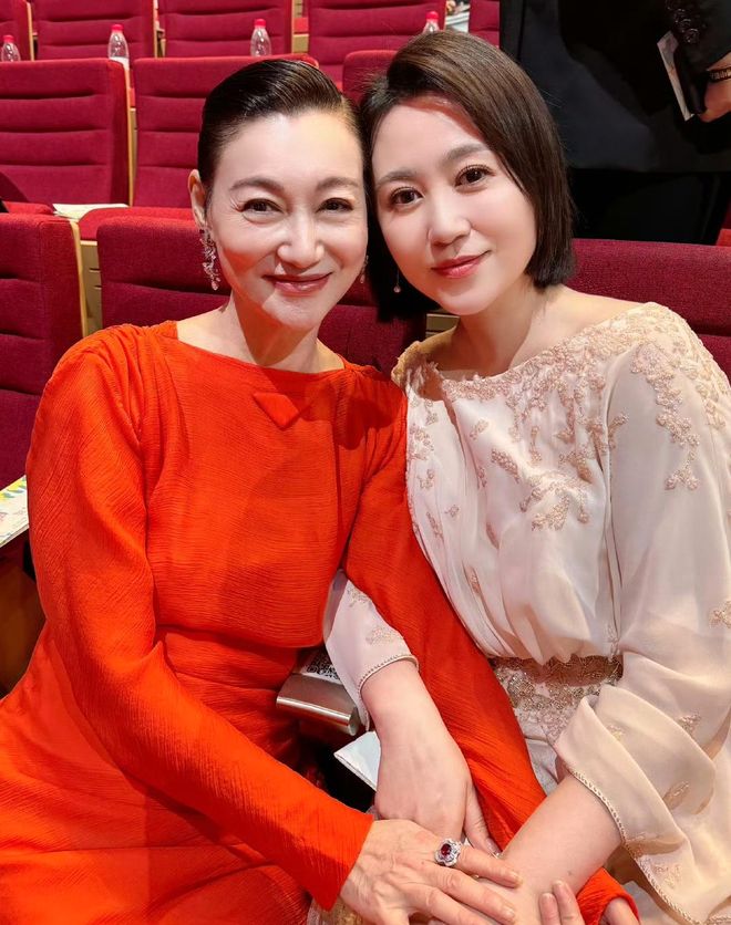 之年”不拼位置就给别人了惠英红：65岁正是“当打(图5)